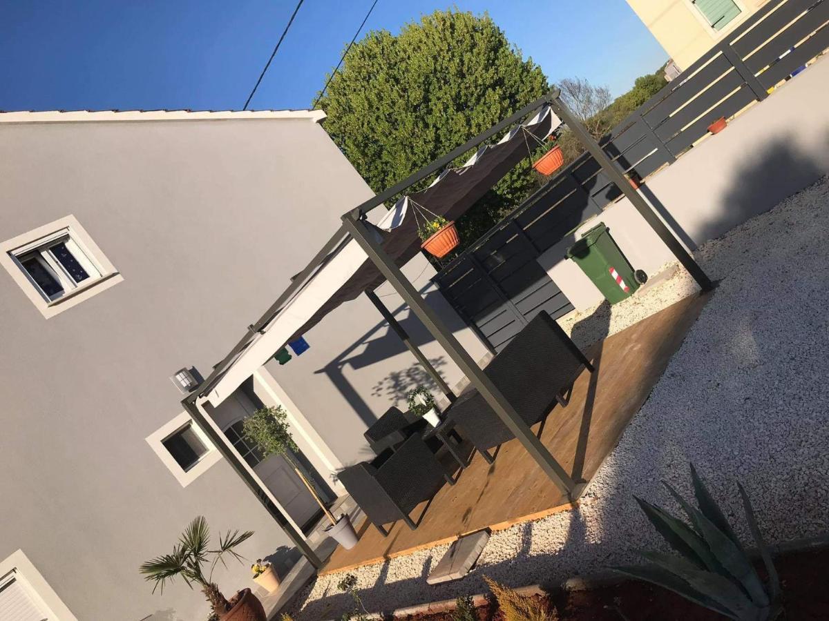 Apartmani Dokic ベール エクステリア 写真