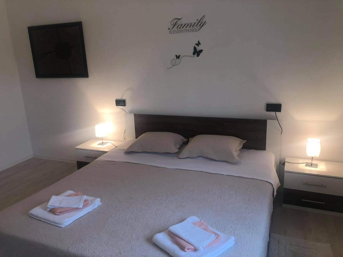 Apartmani Dokic ベール エクステリア 写真