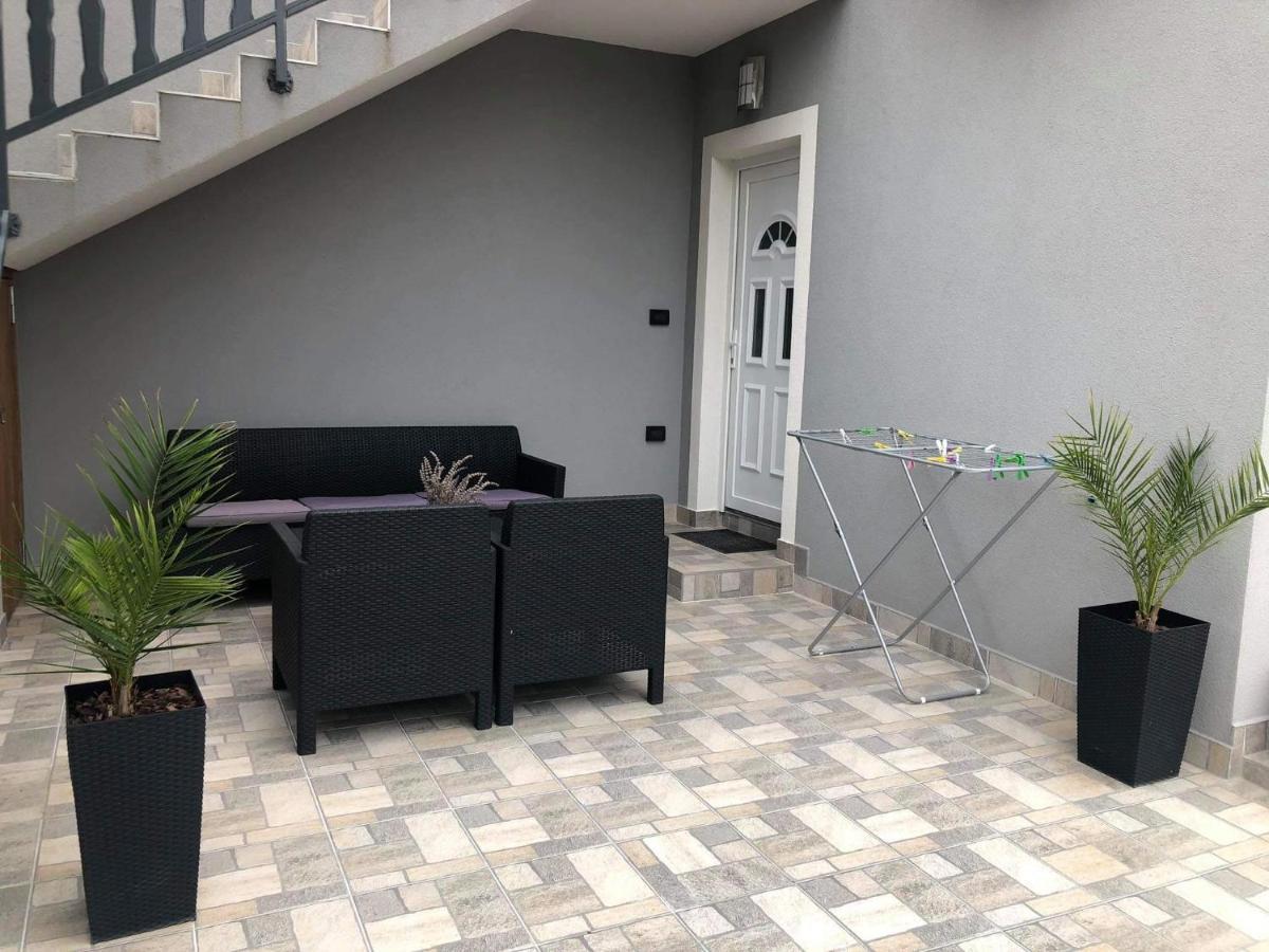 Apartmani Dokic ベール エクステリア 写真